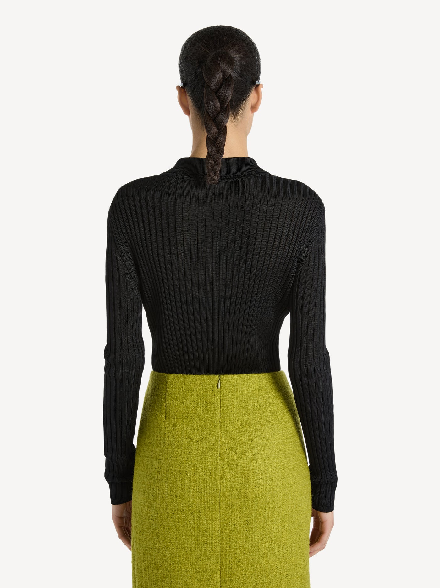 Buttoned ribbed knit cardigan