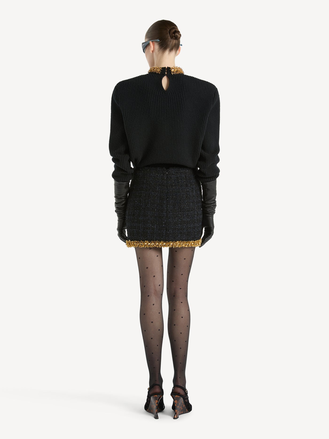 Short tweed skirt with embroidered trim