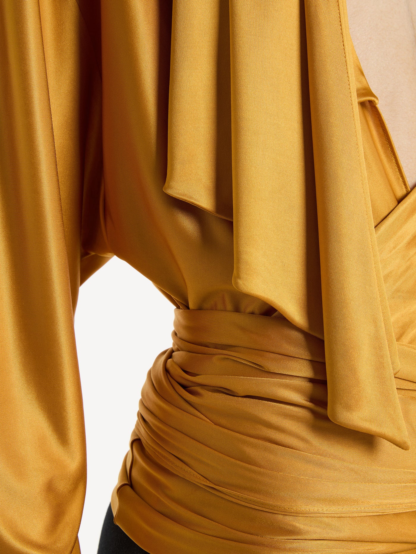 Flowing jersey blouse with tie