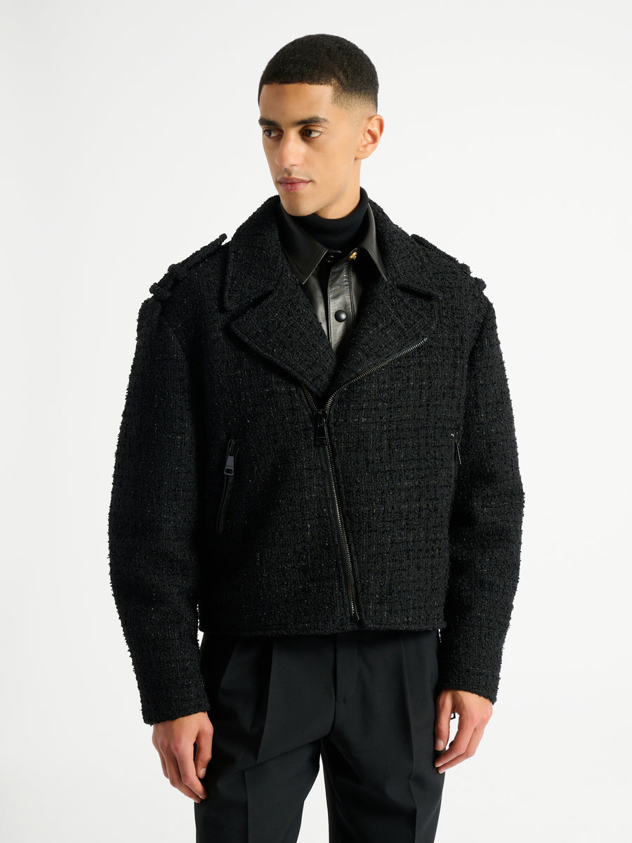 READY-TO-WEAR