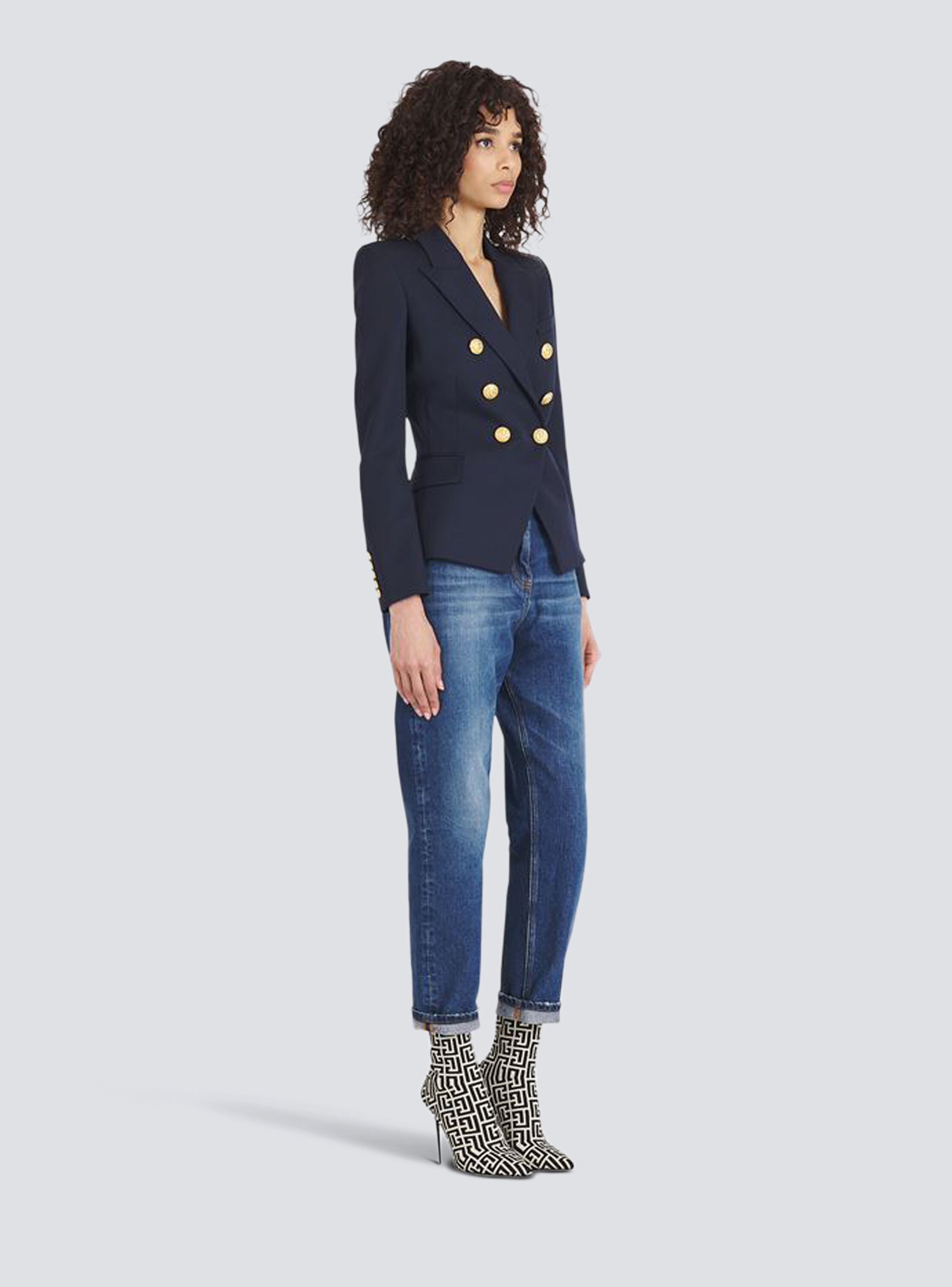 Boutiques | BALMAIN