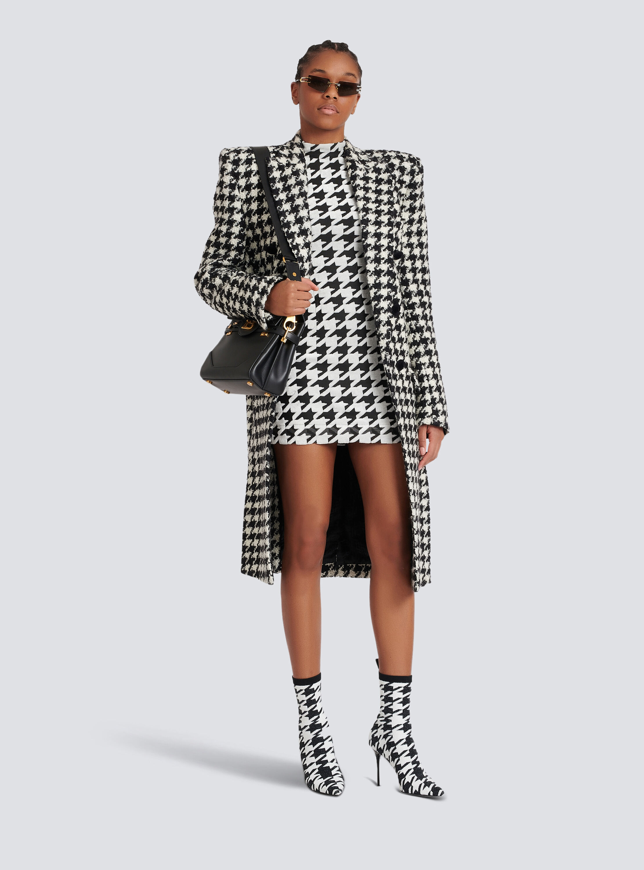 Short houndstooth print velvet dress 